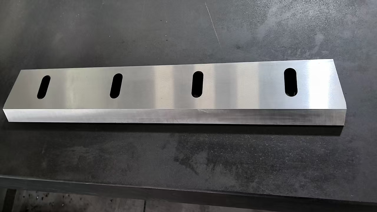 Beat the Breakage: Our PET Crusher Blades Last 3X Longer.